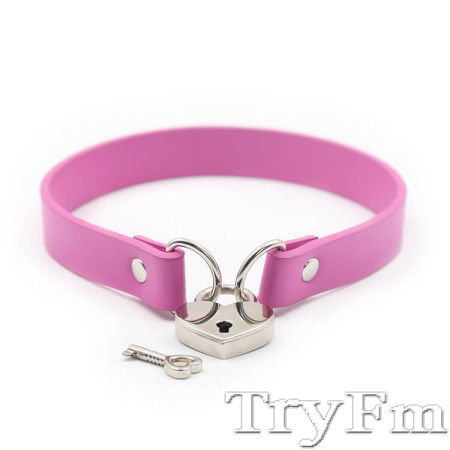 Neck collar with heart-shaped lock-Pink